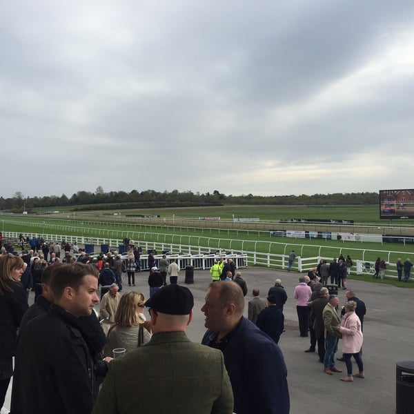 Photo taken at Lingfield Park Racecourse by Danko on 5/1/2015