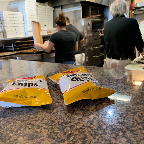 Photo taken at Pinocchio&#39;s Pizza &amp; Subs by Mark T. on 6/3/2019