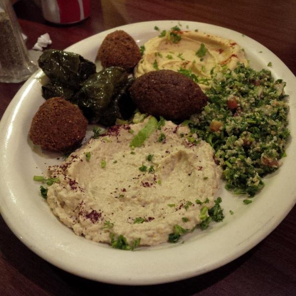 Снимок сделан в Jerusalem Middle East Restaurant пользователем ™️📌 3/21/2014