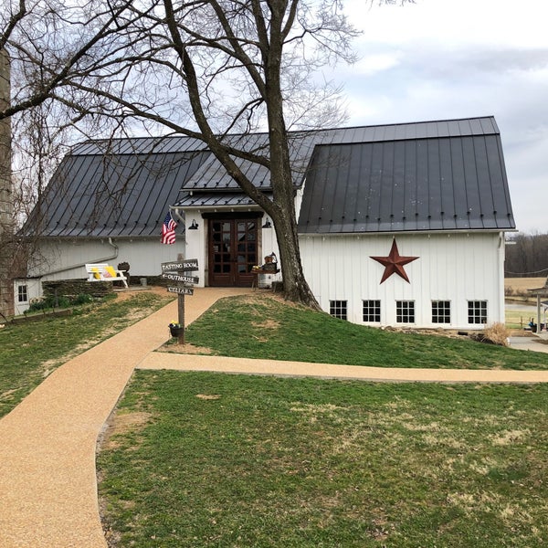 Photos At The Barns At Hamilton Station Vineyards Hamilton Va