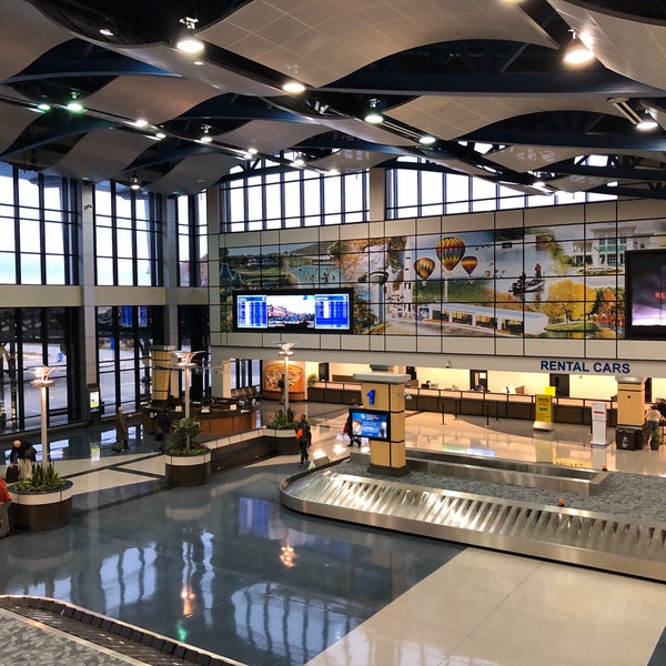 Photo taken at Huntsville International Airport (HSV) by Jay S. on 11/14/2019