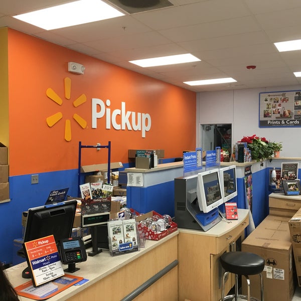 Walmart Supercenter Big Box Store in Stafford