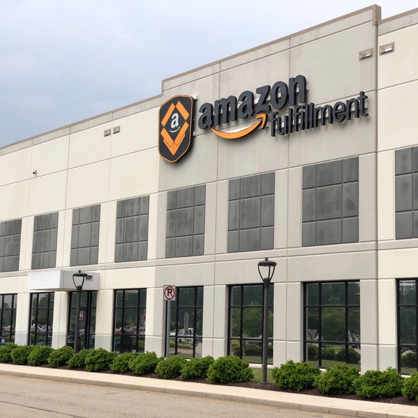 Amazon Fulfillment Center RIC2 - 1901 Meadowville Technology Pkwy