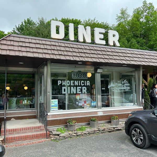 Photo taken at Phoenicia Diner by Jay S. on 5/28/2022