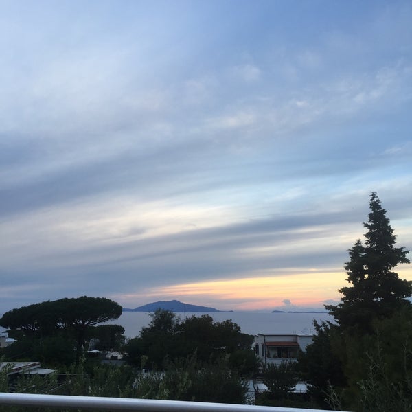 รูปภาพถ่ายที่ Capri Palace Hotel &amp; Spa โดย Closed เมื่อ 9/20/2016