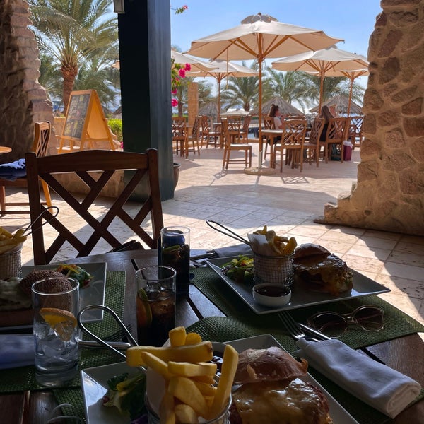 Foto tomada en Mövenpick Resort &amp; Residences Aqaba  por A . el 11/18/2021