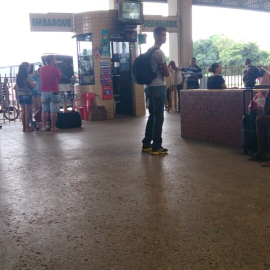 Foto tirada no(a) Terminal Rodoviário De Caxias por Felipe g. em 4/17/2014