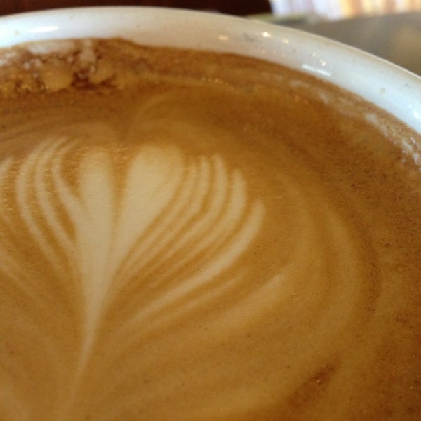 1/6/2013にGrant B.がSmokey Row Coffeeで撮った写真