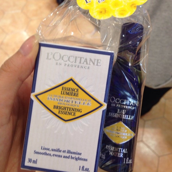 Photos At ロクシタン 梅田大丸店 梅田 1 Tip From 27 Visitors