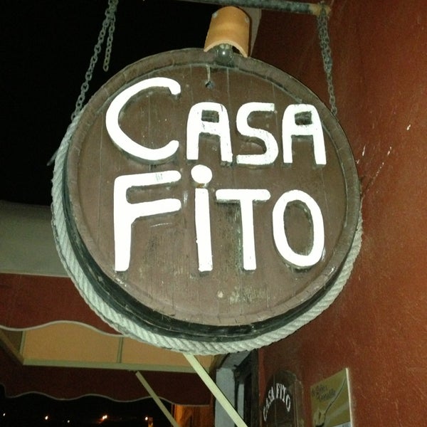 Photo taken at Restaurante Casa Fito - Chimiche by Denis K. on 6/1/2013