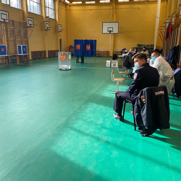 Спортивная школа ушинского 10