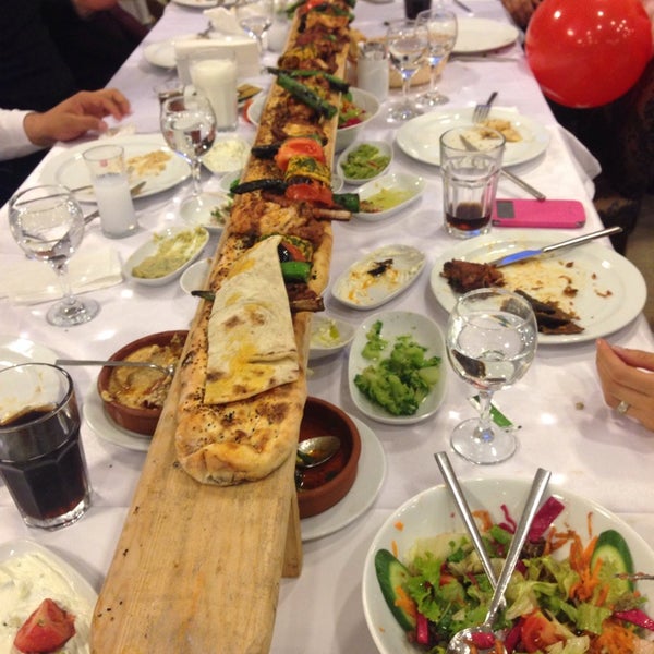 Photo taken at Adanalı Hasan Kolcuoğlu Restaurant by İrfan G. on 11/30/2014