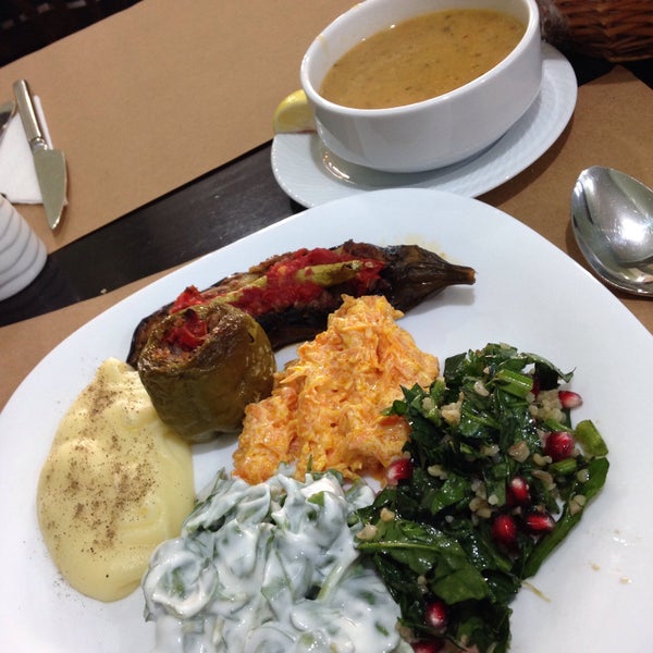 Tahta Kaşık Abbasağa�da Türk Ev Yemekleri Restoranı