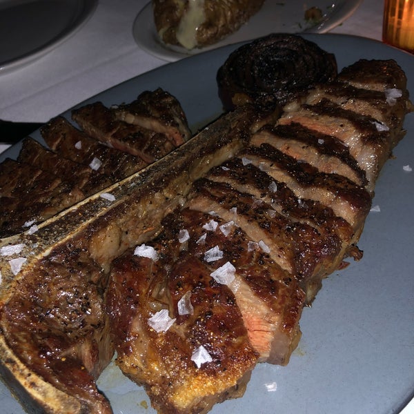 Great service with a stunning presentation of steaks, everything was delicious. Got the porterhouse, whipped ricotta appetizer, shishito peppers, loaded baked potato and carrot cake (10/10)