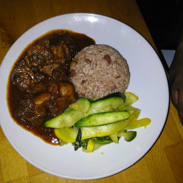 Foto scattata a Suede: Modern Caribbean Cuisine da GeminiM il 2/17/2018