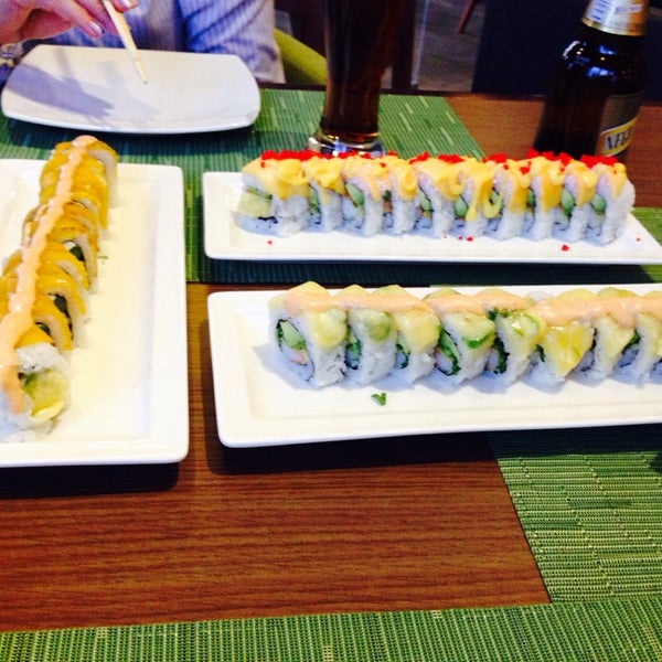 Снимок сделан в Sushi Seven пользователем Aleyda B. 3/22/2014