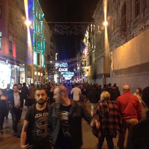 Photo taken at İstiklal Avenue by Emin K. on 4/18/2015