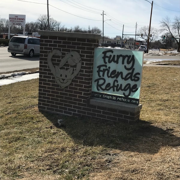 Furry Friends Refuge 1211 Grand Ave