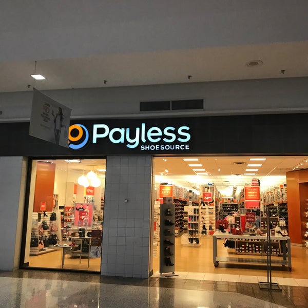 payless broadway mall