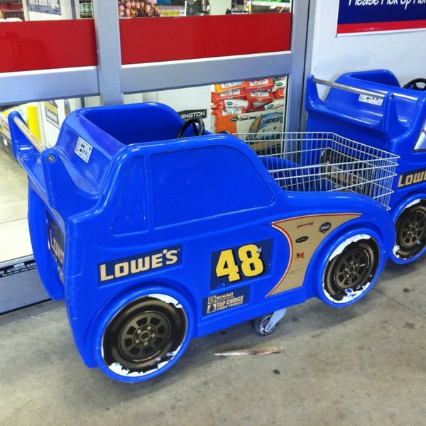 Lowe's Ferretería en Bee Cave