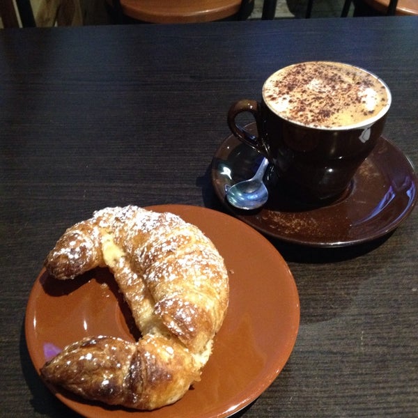 11/11/2014 tarihinde Costa K.ziyaretçi tarafından Caffè San Simeon'de çekilen fotoğraf
