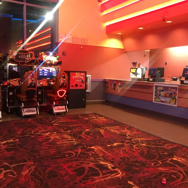 รูปที่ Regal UA Main Street Theatre 372040 Main Street