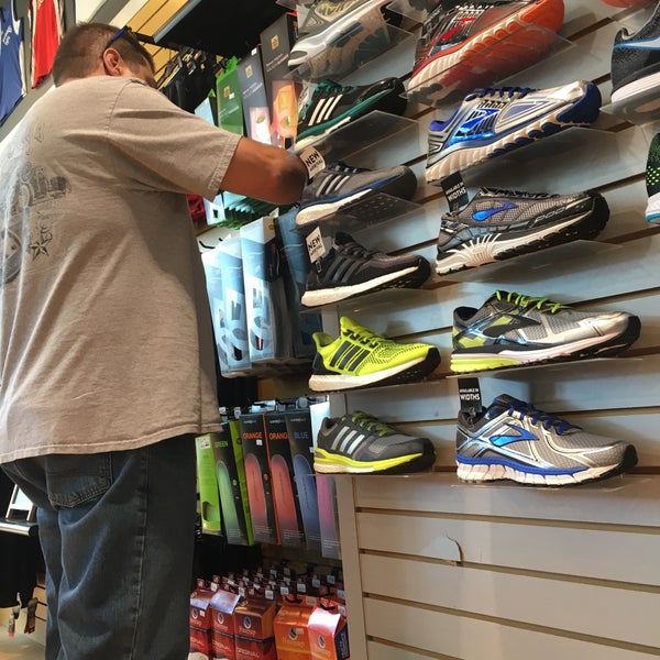 Blue mile hotsell running store