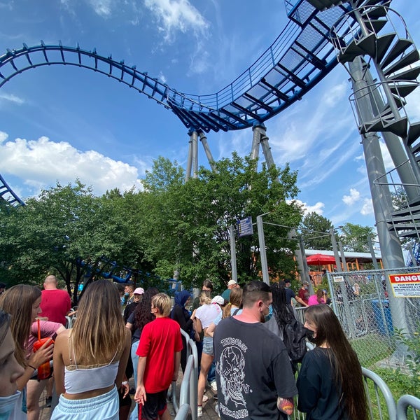Photo taken at Six Flags La Ronde by Abdulwahab on 7/12/2021