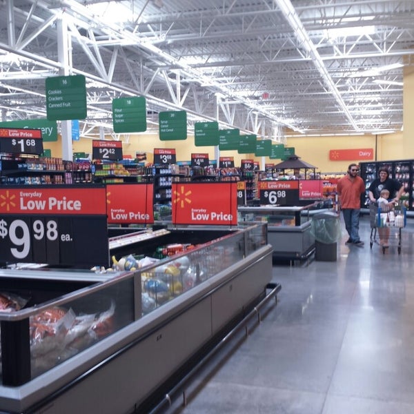 Walmart Supercenter High Ridge, MO