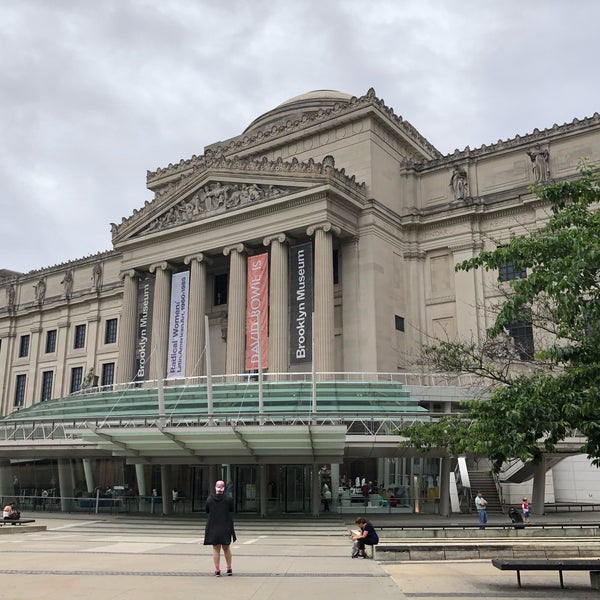 Photo taken at Brooklyn Museum Gift Shop by A2YA S. on 6/30/2018