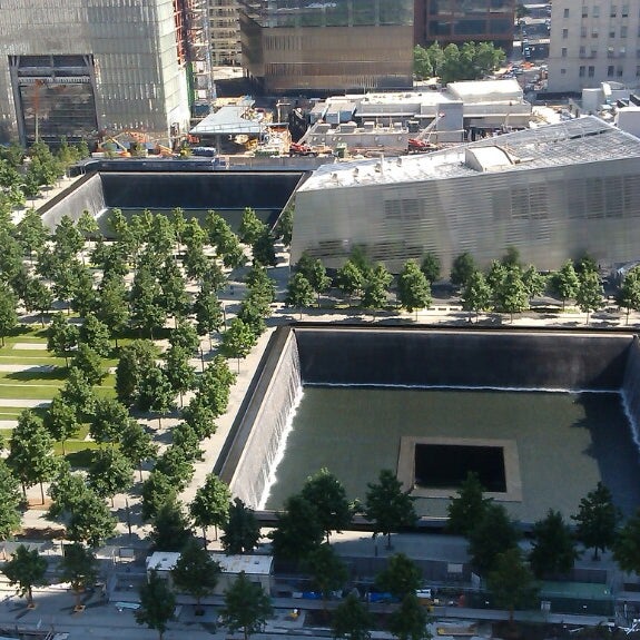 รูปภาพถ่ายที่ World Center Hotel โดย Алексей Д. เมื่อ 6/16/2013