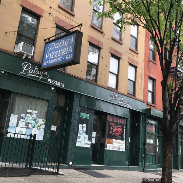 Foto diambil di Patsy&#39;s Pizza - East Harlem oleh Ross B. pada 5/23/2020