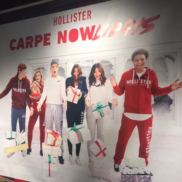 hollister valley plaza