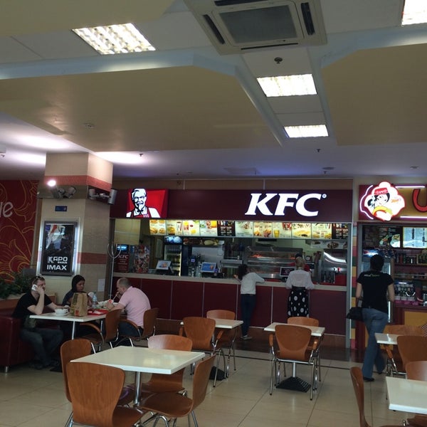 6/14/2014에 Yulia V.님이 KFC에서 찍은 사진