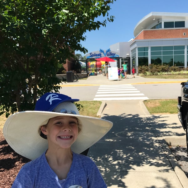 Splash Valley Water Park in Roanoke