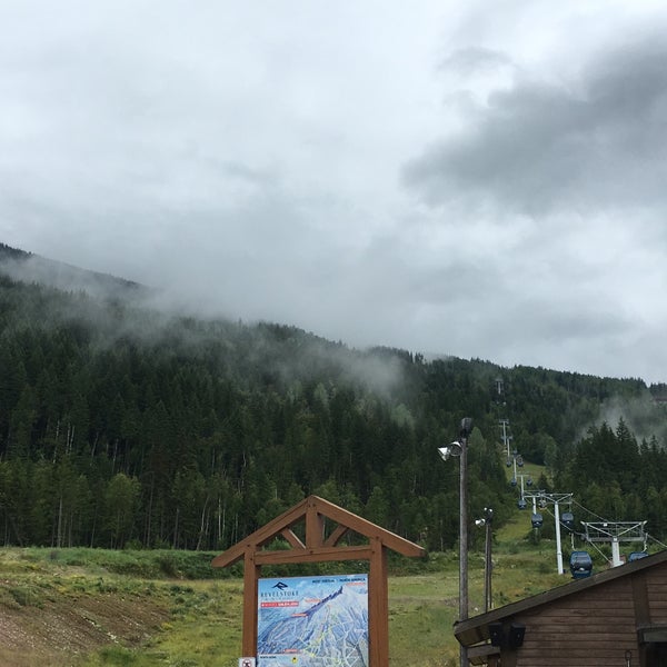 Photo taken at Revelstoke Mountain Resort by Nasim M. on 6/25/2016