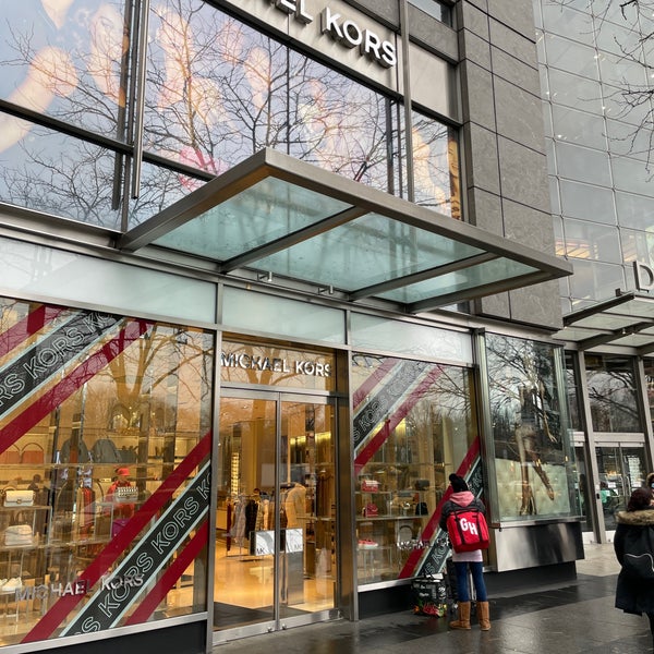 1/5/2022 tarihinde Lynn B.ziyaretçi tarafından The Shops at Columbus Circle'de çekilen fotoğraf