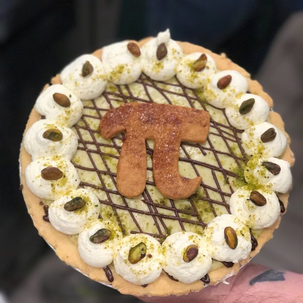 Das Foto wurde bei Petee&#39;s Pie Company von Kayleigh H. am 3/14/2017 aufgenommen