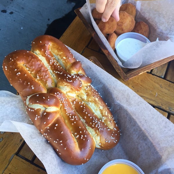 Great bar snacks like soft pretzels and fried pickles. Try one of the craft beers on draft - my favorite is Abita Purple Haze.