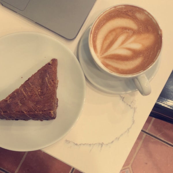 May’s Parlor 1 tip de 10 visitantes