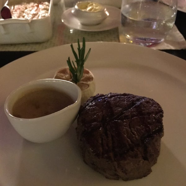 Photo taken at Boa Steakhouse Abu Dhabi by Miho U. on 1/18/2016