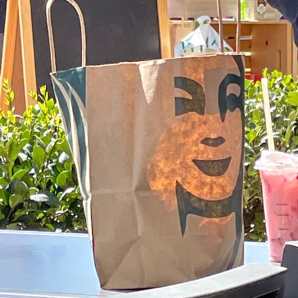 Starbucks Coffee Shop in Irvine Research Center