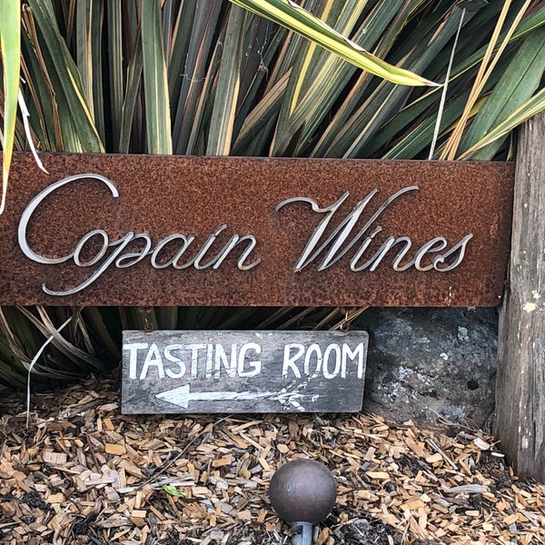 8/17/2018 tarihinde Alan R.ziyaretçi tarafından Copain Wines'de çekilen fotoğraf