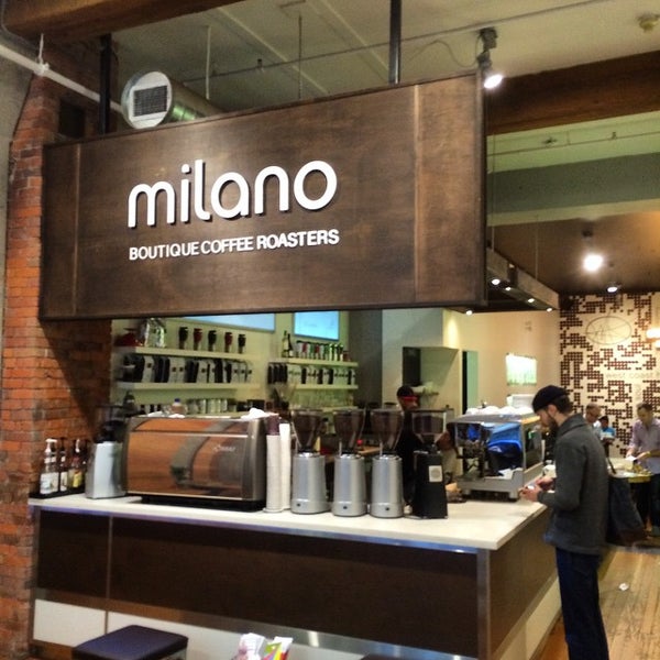 รูปภาพถ่ายที่ Milano Coffee โดย Jay M. เมื่อ 1/17/2015