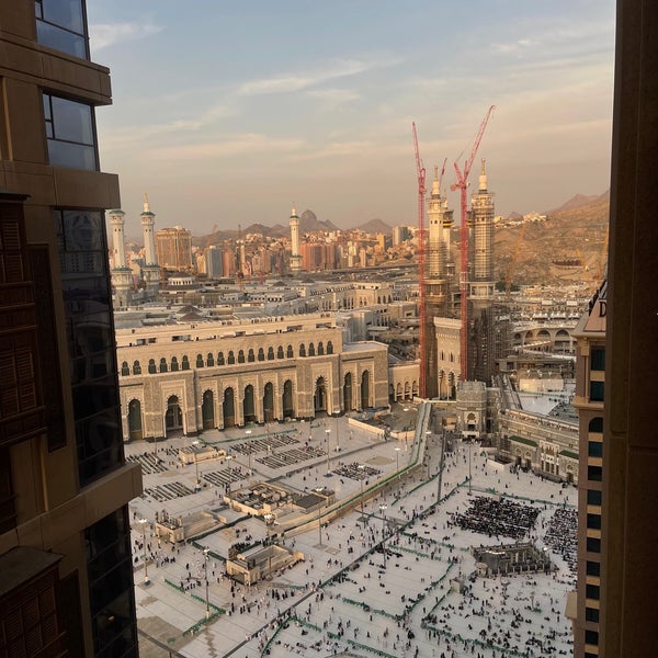 Foto scattata a Hilton Suites Makkah da Faisal il 1/15/2024