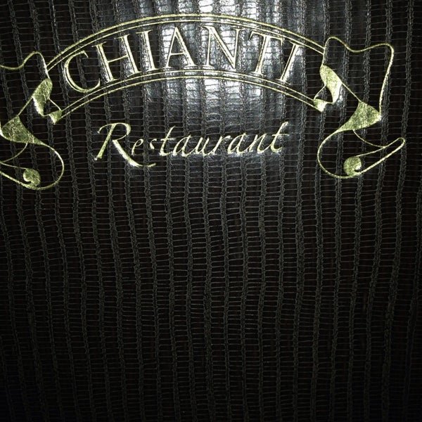 12/10/2013 tarihinde Sylvia D.ziyaretçi tarafından Chianti Restaurant'de çekilen fotoğraf