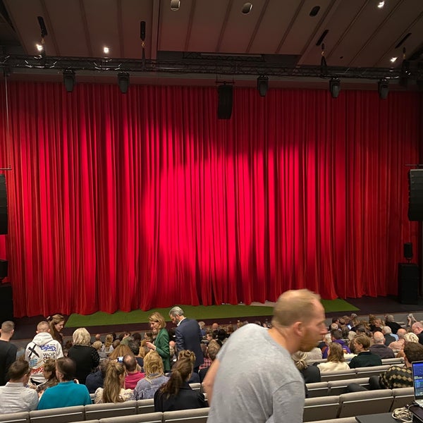 Photo taken at Theater Rotterdam by Jannie on 11/26/2021