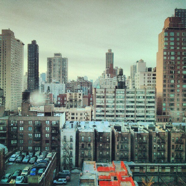 Photo taken at Courtyard by Marriott New York Manhattan/Upper East Side by Konstantin S. on 12/24/2012