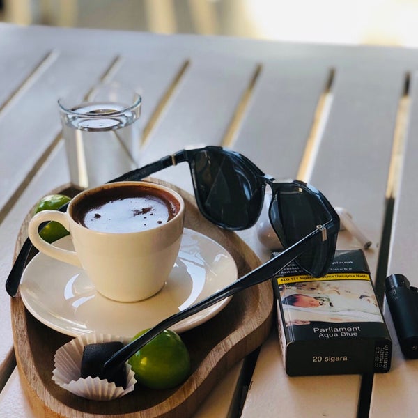 Foto tomada en Time&#39;s Coffee Restaurant  por Yücel S. el 5/26/2022