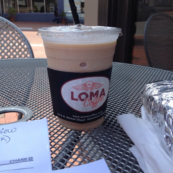 Снимок сделан в LOMA Coffee пользователем Laura B. 9/11/2013